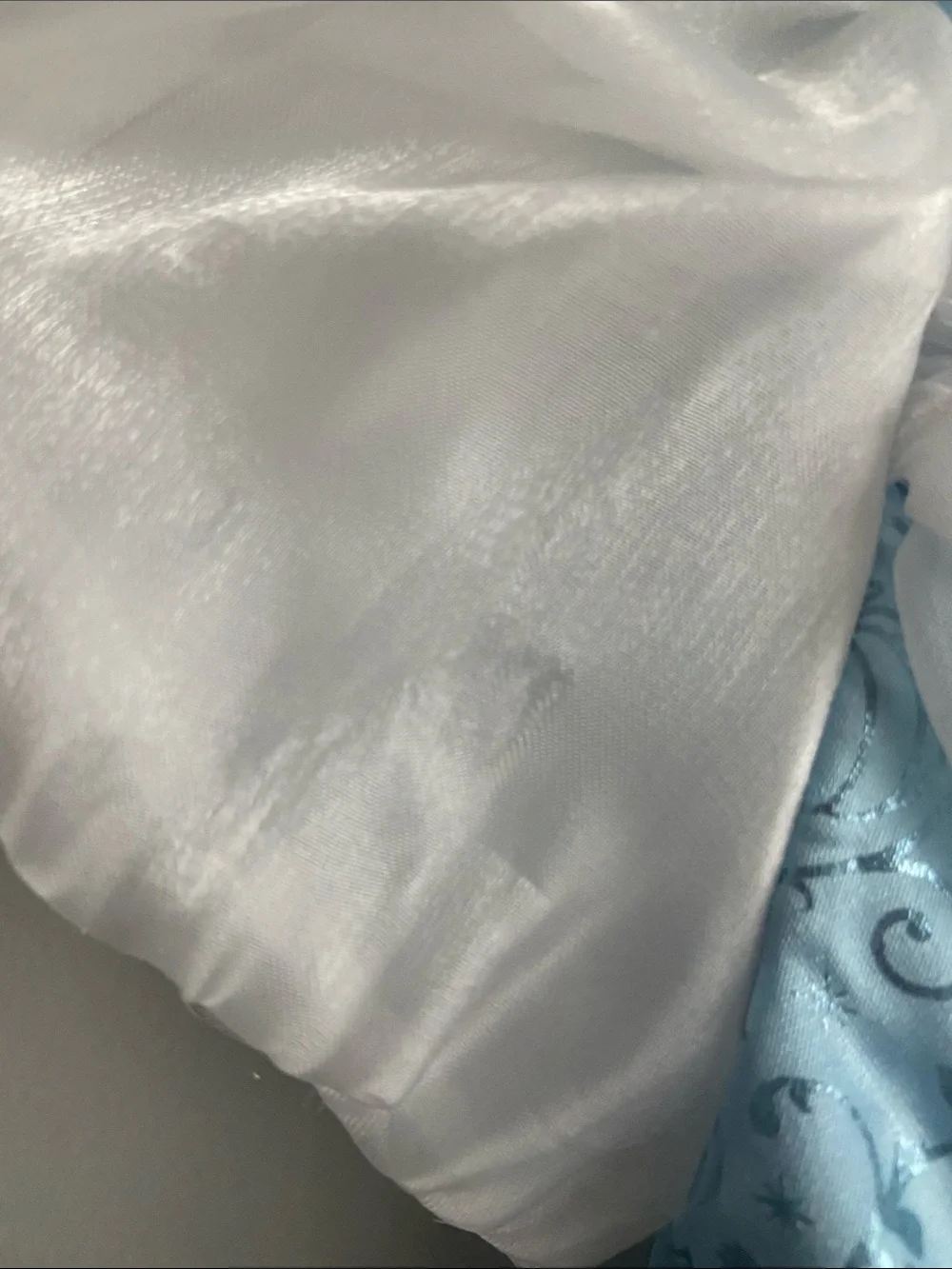 Disney store Princess Cinderella Costume Dress size 4 girls sequins and sparkles
